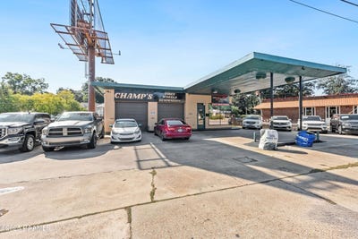 /international/us/2301-johnston-street-lafayette-la-110104517510/