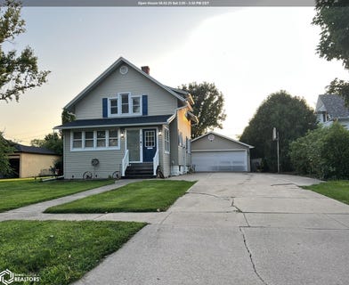 /international/us/915-elm-street-grinnell-ia-110101212778/