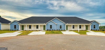 /international/us/317-airman-boulevard-warner-robins-ga-110107800506/