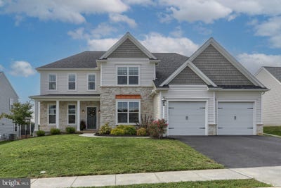 /international/us/405-royal-hunt-way-lititz-pa-110110239605/