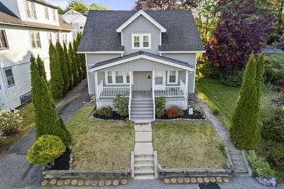 /international/us/22-frank-st-worcester-ma-110107891781/