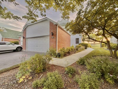 /international/us/112-pembroke-circle-lake-bluff-il-110108681451/
