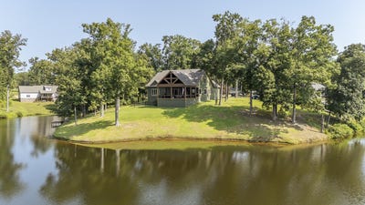 /international/us/653-pine-st-adamsville-tn-110109775890/