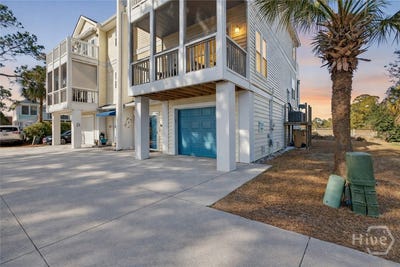/international/us/145-s-campbell-avenue-tybee-island-ga-110107052641/