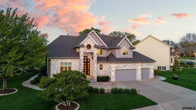 /international/us/5911-south-119-plaza-omaha-ne-110106311772/