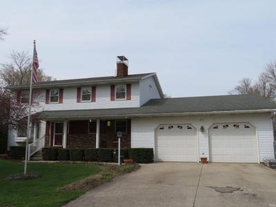 /international/us/211-w-section-street-milford-in-110105033051/
