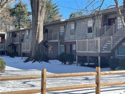 /international/us/3824-country-club-road-winston-salem-nc-110105226364/