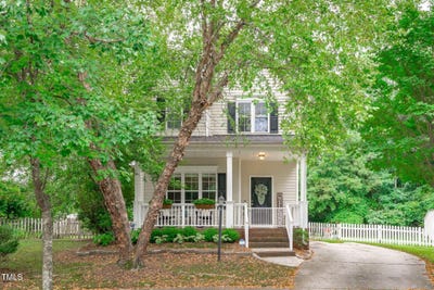 /international/us/533-e-maple-avenue-holly-springs-nc-110100685138/