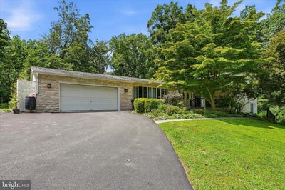 /international/us/1710-cold-spring-rd-newtown-square-pa-110109825157/