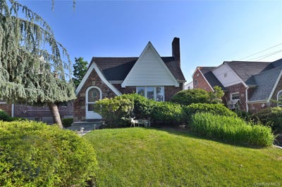 /international/us/24948-rushmore-terrace-little-neck-ny-110107570804/
