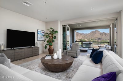 /international/us/18720-n-101st-street-scottsdale-az-110087297095/
