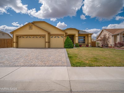 /international/us/1327-grassland-road-dayton-nv-110107656344/