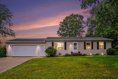 /international/us/5495-rockridge-drive-ne-comstock-park-mi-110108711460/