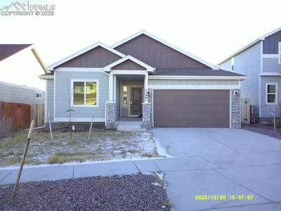 /international/us/13461-savannah-falls-court-peyton-co-110104954009/