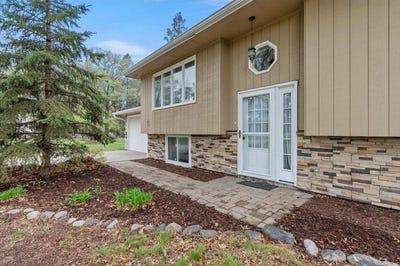 /international/us/5850-fairview-road-baxter-mn-110108146908/
