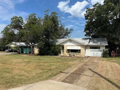 /international/us/611-idlewild-drive-brownwood-tx-110101361733/?lang=en