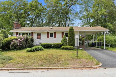 /international/us/55-lavista-street-manchester-nh-110108505563/