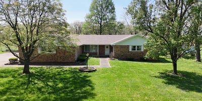 /international/us/1882-co-rd-1030-n-fairfield-il-110098966861/