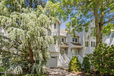 /international/us/134-orchid-court-toms-river-nj-110100396258/