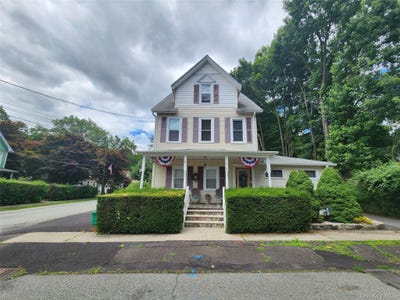 /international/us/15-lake-avenue-hillburn-ny-110108446092/