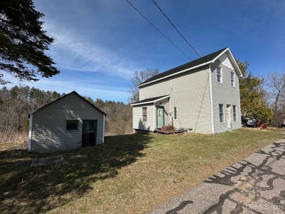 /international/us/304-w-railroad-street-michigamme-mi-110100654576/