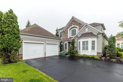 /international/us/267-goldenrod-drive-upper-gwynedd-pa-110099661947/
