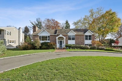 /international/us/48-woodmont-rd-montclair-twp-nj-110108180095/