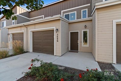 /international/us/5686-cherry-lane-nampa-id-110120537939/