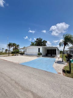 /international/us/953-e-windemere-ave-venice-fl-110109081781/