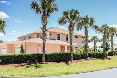 /international/us/19914-lake-vista-circle-n-lehigh-acres-fl-110108494854/