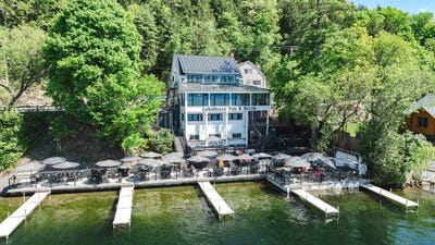 /international/us/3569-route-30-drive-castleton-vt-110109087094/