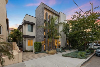 /international/us/165-pine-ave-carlsbad-ca-110099827044/