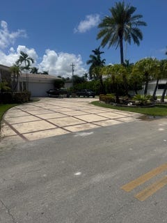 /international/us/600-hibiscus-drive-hallandale-beach-fl-110108234663/