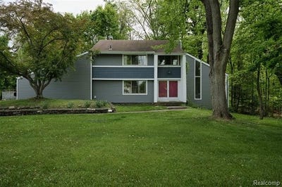 /international/us/25201-briarwyke-drive-farmington-hills-mi-110108302500/