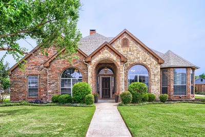 /international/us/603-ash-street-pilot-point-tx-110108358130/
