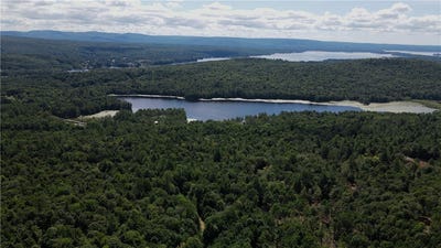 /international/us/270-collins-gifford-valley-road-northampton-ny-110101331773/?lang=zh-cn