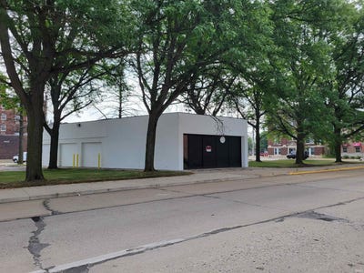 /international/us/228-w-marion-street-elkhart-in-110101430457/