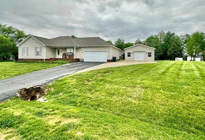 /international/us/224-benjamin-ln-hopkinsville-ky-110107281182/