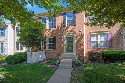 /international/us/9705-becker-court-fredericksburg-va-110108414216/