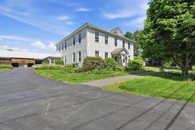 /international/us/15-main-st-hatfield-ma-110108353982/