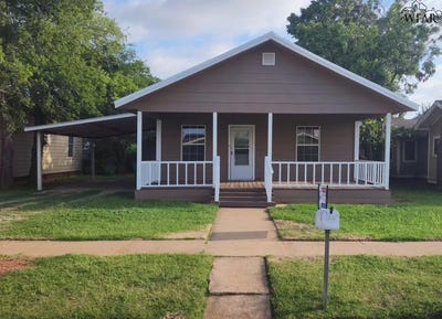/international/us/203-w-highland-avenue-electra-tx-110106953331/
