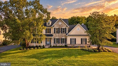 /international/us/813-princeton-drive-warrington-pa-110110191495/
