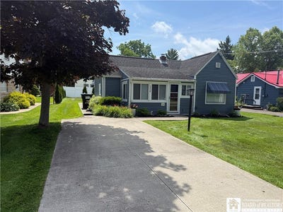/international/us/3950-s-clifford-avenue-s-bemus-point-ny-110109068439/