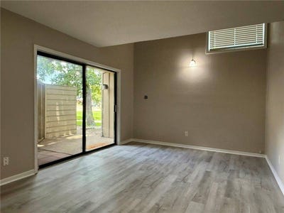 /international/us/4403-carter-creek-parkway-bryan-tx-110109862019/