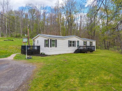 /international/us/129-palmer-road-richmondville-ny-110108414118/