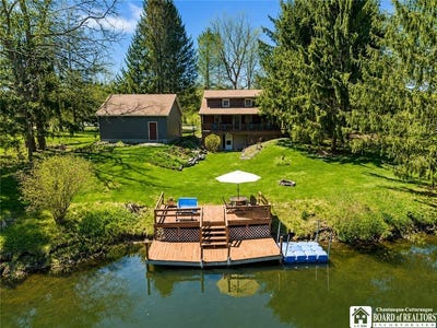 /international/us/4146-w-lake-road-mayville-ny-110099109786/