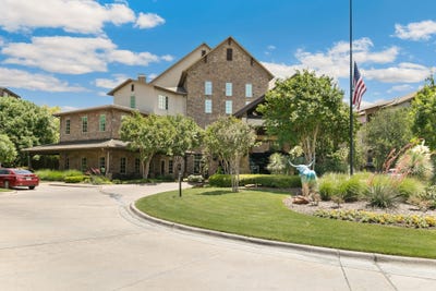 /international/us/301-watermere-drive-southlake-tx-110107911353/