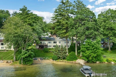 /international/us/126-shore-drive-laconia-nh-110108984312/