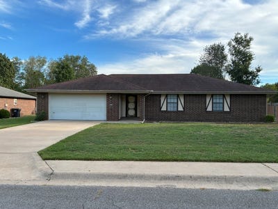 /international/us/3201-westmoreland-avenue-springdale-ar-110110317650/