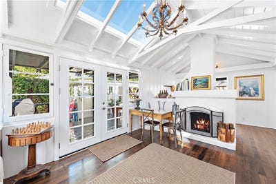 /international/us/31521-summit-road-laguna-beach-ca-110110370961/